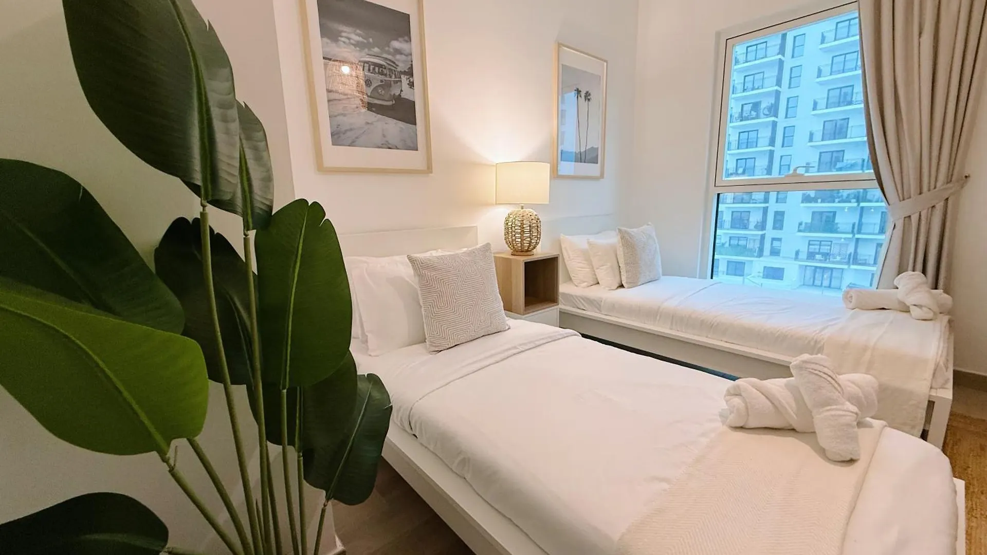 2 Bedroom In Waters Edge Voyage Abu Dhabi
